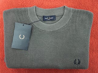 Jersey Fred Perry Verde Talla M