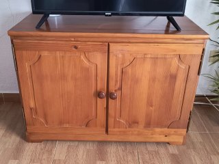 Mueble Auxiliar Bajo de Madera