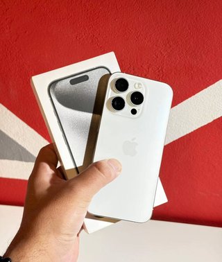 iPhone 16 Pro Max Dorado