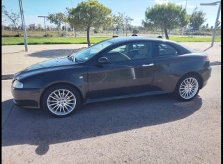 Alfa Romeo GT 2004