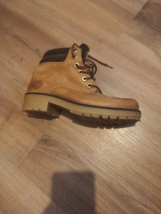 Botines Estilo Timberland Talla 38