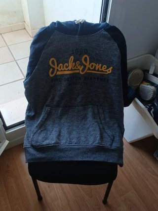 Sudadera Jack & Jones con capucha