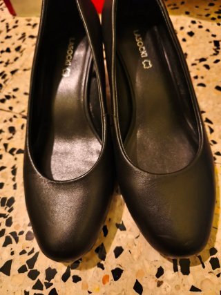 Zapatos de salón negros Lasocki T. 37