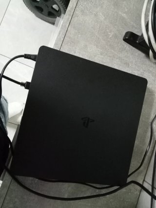 PS4 (PlayStation 4) Negra