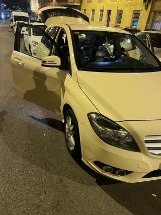 Mercedes benz b 180 2012