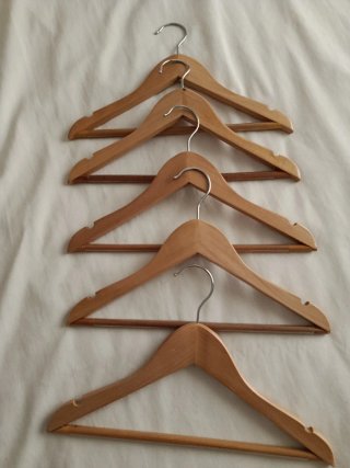 Lote 5 Perchas Madera Natural