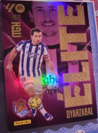 Cromo Megacracks 26/27 Oyarzabal Elite