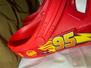 Chanclas Crocs Rayo McQueen Talla 42-43