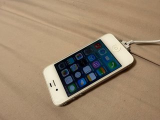 iPhone 4 Blanco Muy Cuidado