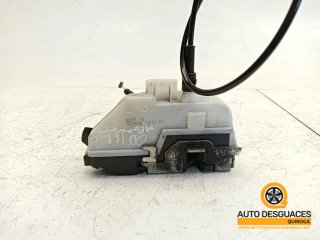 Cerradura puerta delantera izquierda Renault