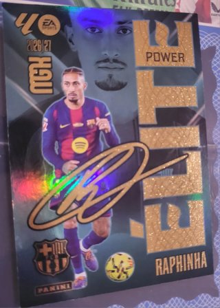 Cromo Megacracks 26/27 Raphinha