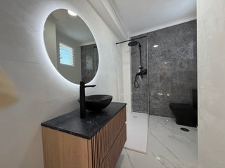 Reformas en Alicante-Baños, cocinas, suelo..