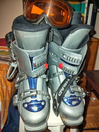 Botas de esquí Head y gafas de regalo