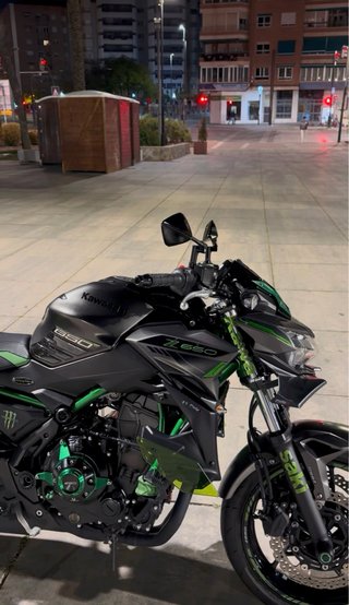 Kawasaki Z650 2023