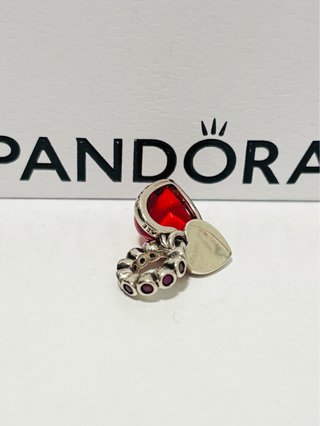 Charm Pandora Corazón Rojo