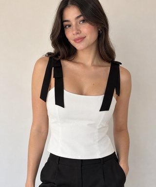 Top con Lazos Blanco y Negro
