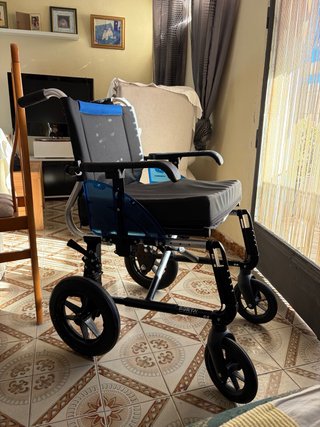 Silla de ruedas marca forta  buen estado