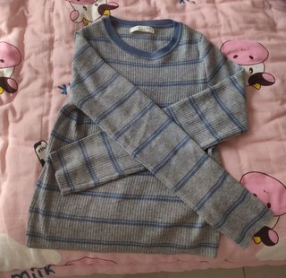 Jersey de rayas gris y azul