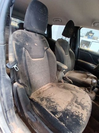 ASIENTO DELANTERO DERECHO Jeep Renegade (BU)(2014->)