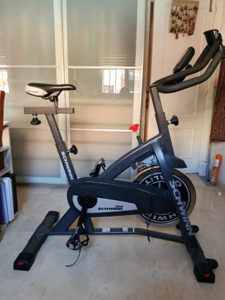 Bicicleta Spinning Schwinn IC2