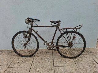 Bicicleta Antigua de Paseo