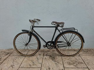 Bicicleta Antigua de Paseo