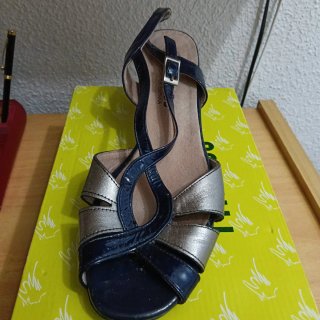 Sandalias Pitillos