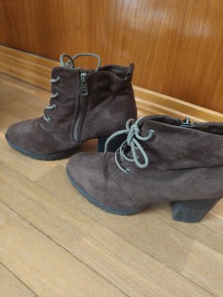 Botines serraje marrones