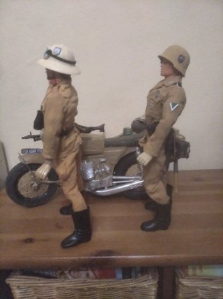 Geyperman Moto con Sidecar y Figuras