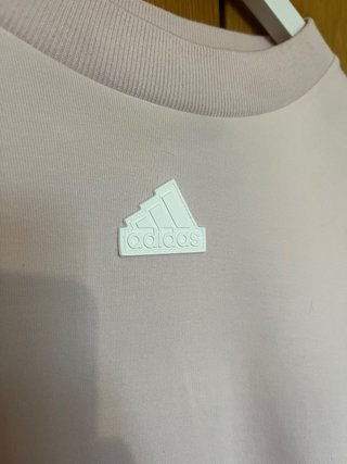 Sudadera Adidas rosa cropped