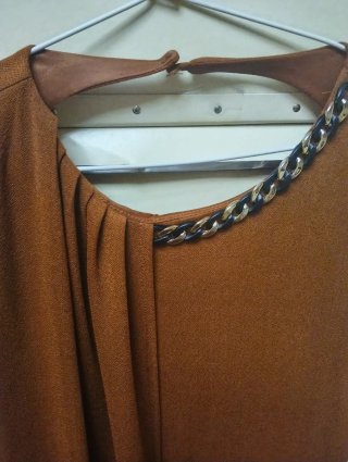 Vestido Espalda Abierta Talla 42 con collar Ganga