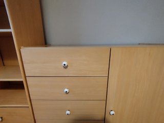 Conjunto Cómoda con Estantería de Madera