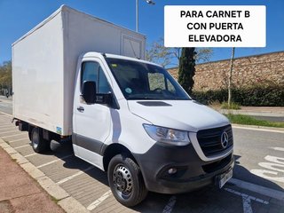 Mercedes-Benz Sprinter 516 LARGO  CON PUERTA ELEVADORA  3.5 T