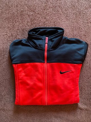 Chándal Nike Talla S Negro y Rojo