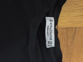 Camiseta Negra Stradivarius Talla XL