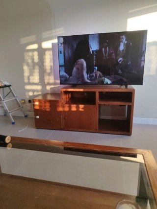 Mesa de TV de Madera maciza, hecho a medida
