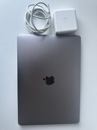 MacBook Pro en excelente estado.