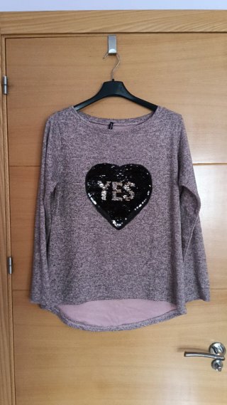 Jersey con Corazón de Lentejuelas