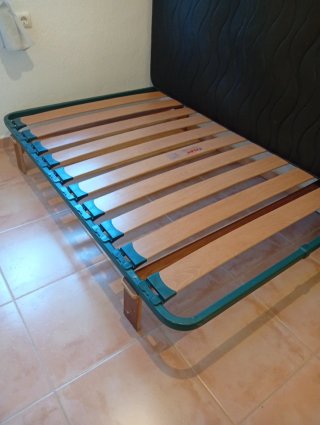 Cama con colchón 135