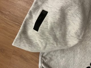 Moletom Essentials Fear of God Cinza