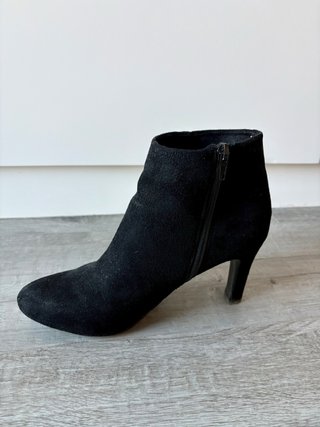 Botines Negros de Ante Marypaz Talla 40