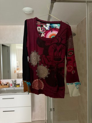 Jersey Desigual con estampado de Minnie Mouse