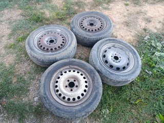 Llantas Ford Tourneo con Neumáticos
