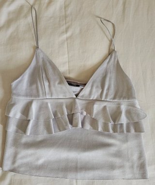 Top de tirantes finos plateado