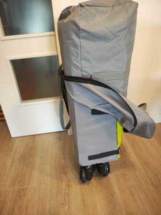 Cuna de viaje plegable
