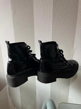 Botines Negros con Plataforma