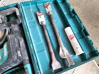 Martillo Demoledor Makita HM0871C AVT