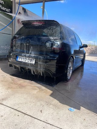 Volkswagen Golf R32/ GTI