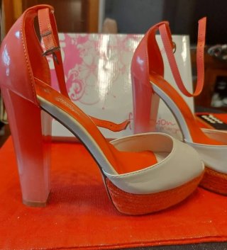 Sandalias Altas Color Coral Talla 39
