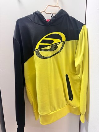 Sudadera con capucha negra y amarilla Bullpadel